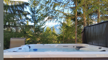 8 Hot Tub Maintenance Tips
